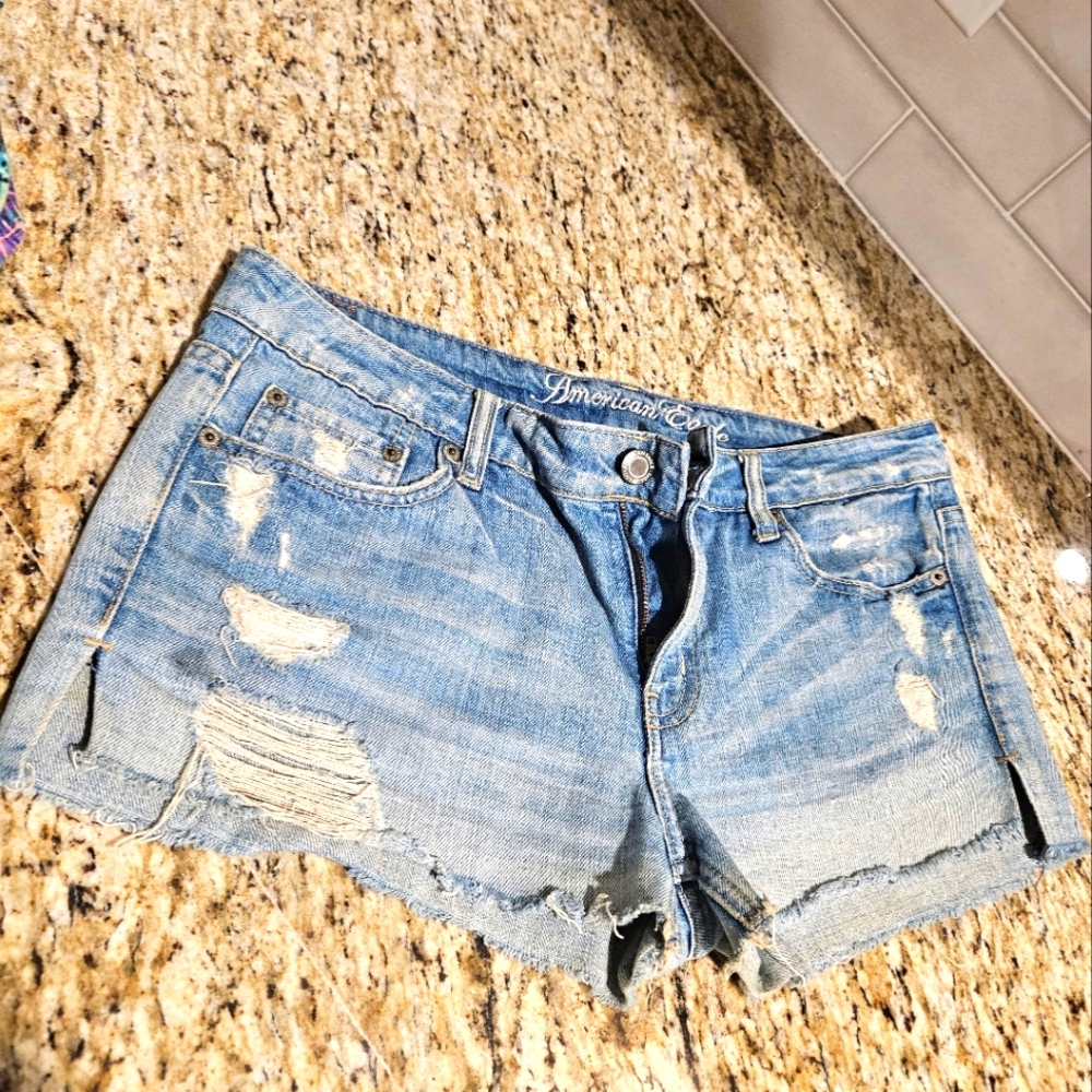 American Eagle Outfitters Blue Distressed Low Rise Demim Shorts, 8